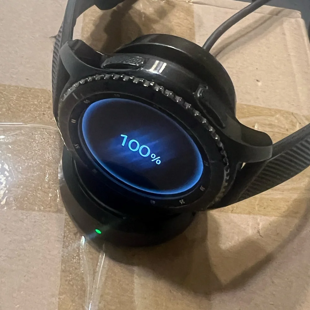Samsung -Gear s3 frontier Black Smartwatch with Charging Dock (F)